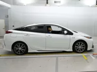 Toyota PRIUS PHV лот № 30653 оценка R  с аукциона в Японии 2