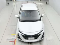 Toyota PRIUS PHV лот № 30653 оценка R  с аукциона в Японии 6