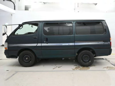 Toyota HIACE VAN  с аукциона в Японии