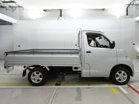 Toyota LITE ACE TRUCK лот № 40104 оценка 3.5  с аукциона в Японии 2