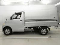 Toyota LITE ACE TRUCK лот № 40104 оценка 3.5  с аукциона в Японии 3