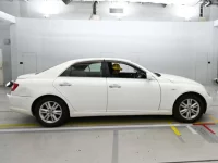 Toyota MARK X лот № 30558 оценка 3.5  с аукциона в Японии 2