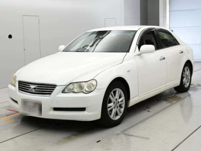Toyota MARK X  с аукциона в Японии