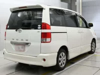 Toyota NOAH лот № 10209 оценка 3.5  с аукциона в Японии 1