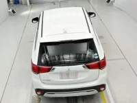 Mitsubishi OUTLANDER лот № 30611 оценка RA  с аукциона в Японии 6