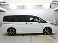 Honda STEP WAGON лот № 30617 оценка 4.5  с аукциона в Японии 2