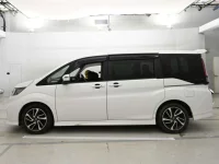 Honda STEP WAGON лот № 30617 оценка 4.5  с аукциона в Японии 3
