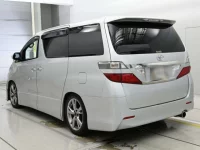 Toyota VELLFIRE лот № 30586 оценка 4  с аукциона в Японии 5