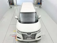 Nissan ELGRAND лот № 33384 оценка 3.5  с аукциона в Японии 6