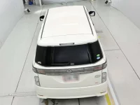 Nissan ELGRAND лот № 33384 оценка 3.5  с аукциона в Японии 7