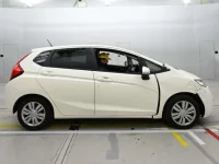 Honda FIT лот № 90611 оценка R  с аукциона в Японии 2