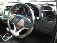 Honda FIT лот № 90611 оценка R  с аукциона в Японии 8