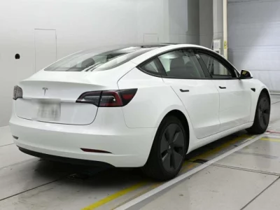 Tesla MODEL3