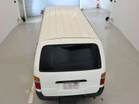 Toyota HIACE VAN лот № 40167 оценка 3  с аукциона в Японии 7