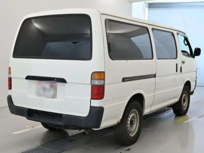 Toyota HIACE VAN  с аукциона в Японии