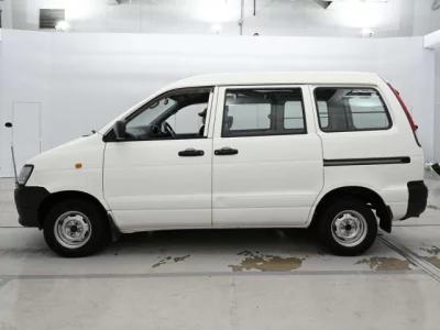 Toyota LITE ACE VAN  с аукциона в Японии