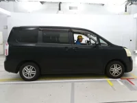 Toyota NOAH лот № 10289 оценка 3.5  с аукциона в Японии 2