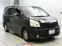 Toyota NOAH лот № 10289 оценка 3.5  с аукциона в Японии 4