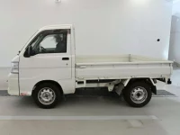 Toyota PIXIS TRUCK лот № 9326 оценка 4  с аукциона в Японии 3