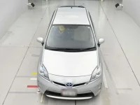 Toyota PRIUS PHV лот № 90614 оценка R  с аукциона в Японии 6