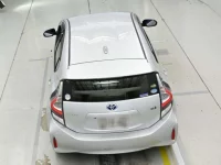 Toyota AQUA лот № 30621 оценка 3.5  с аукциона в Японии 7
