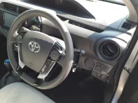 Toyota AQUA лот № 30621 оценка 3.5  с аукциона в Японии 8