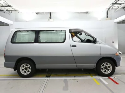 Toyota GRANVIA