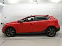 Volvo V40 лот № 38174 оценка 3.5  с аукциона в Японии 3