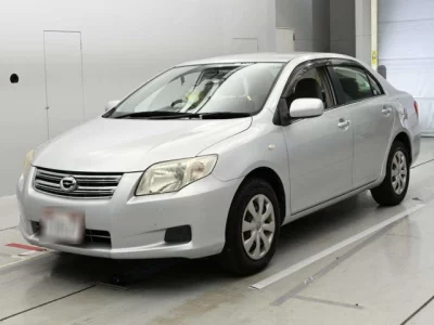 Toyota COROLLA AXIO  с аукциона в Японии