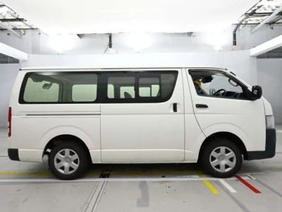 Toyota REGIUS ACE VAN