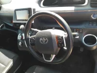 Toyota SIENTA лот № 30736 оценка 4  с аукциона в Японии 8