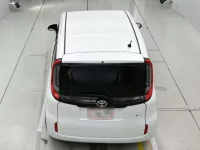 Toyota SIENTA лот № 36499 оценка 5  с аукциона в Японии 7