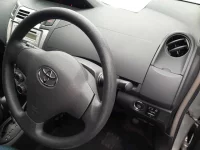 Toyota VITZ лот № 30627 оценка 3  с аукциона в Японии 8