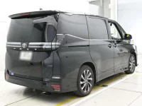 Toyota VOXY лот № 33524 оценка R  с аукциона в Японии 1