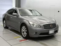 Nissan FUGA лот № 10302 оценка 4  с аукциона в Японии 4