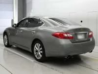 Nissan FUGA лот № 10302 оценка 4  с аукциона в Японии 5