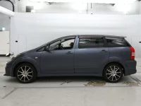 Toyota WISH лот № 90615 оценка 3  с аукциона в Японии 3