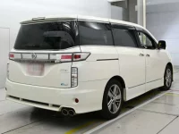 Nissan ELGRAND лот № 30660 оценка 4  с аукциона в Японии 1