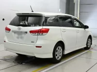 Toyota WISH лот № 30682 оценка 3.5  с аукциона в Японии 1
