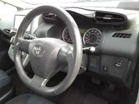 Toyota WISH лот № 30682 оценка 3.5  с аукциона в Японии 8