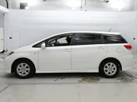 Toyota WISH лот № 30682 оценка 3.5  с аукциона в Японии 3