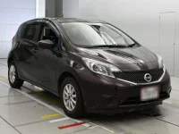 Nissan NOTE лот № 30667 оценка 3  с аукциона в Японии 4
