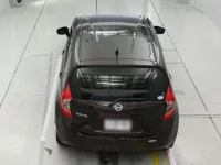 Nissan NOTE лот № 30667 оценка 3  с аукциона в Японии 7