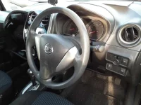 Nissan NOTE лот № 30667 оценка 3  с аукциона в Японии 8