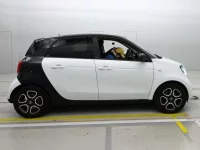 Smart FORFOUR лот № 38190 оценка 4.5  с аукциона в Японии 2