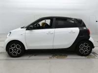 Smart FORFOUR лот № 38190 оценка 4.5  с аукциона в Японии 3