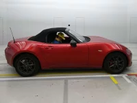 Mazda ROADSTER лот № 36467 оценка 4.5  с аукциона в Японии 2