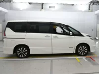 Nissan SERENA лот № 30663 оценка 4.5  с аукциона в Японии 2