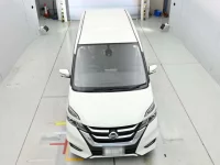Nissan SERENA лот № 30663 оценка 4.5  с аукциона в Японии 6