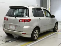 Mazda DEMIO лот № 90653 оценка R  с аукциона в Японии 1